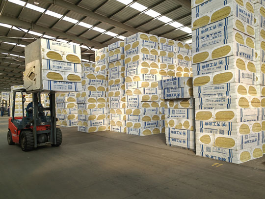 齊工巖棉庫存區